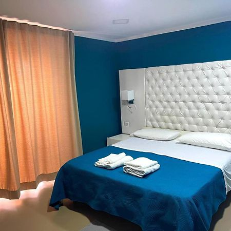 Bed And Breakfast Napoli Centro Storico المظهر الخارجي الصورة