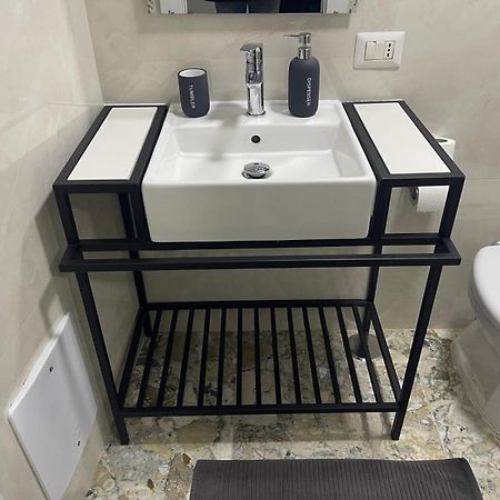 Bed And Breakfast Napoli Centro Storico المظهر الخارجي الصورة