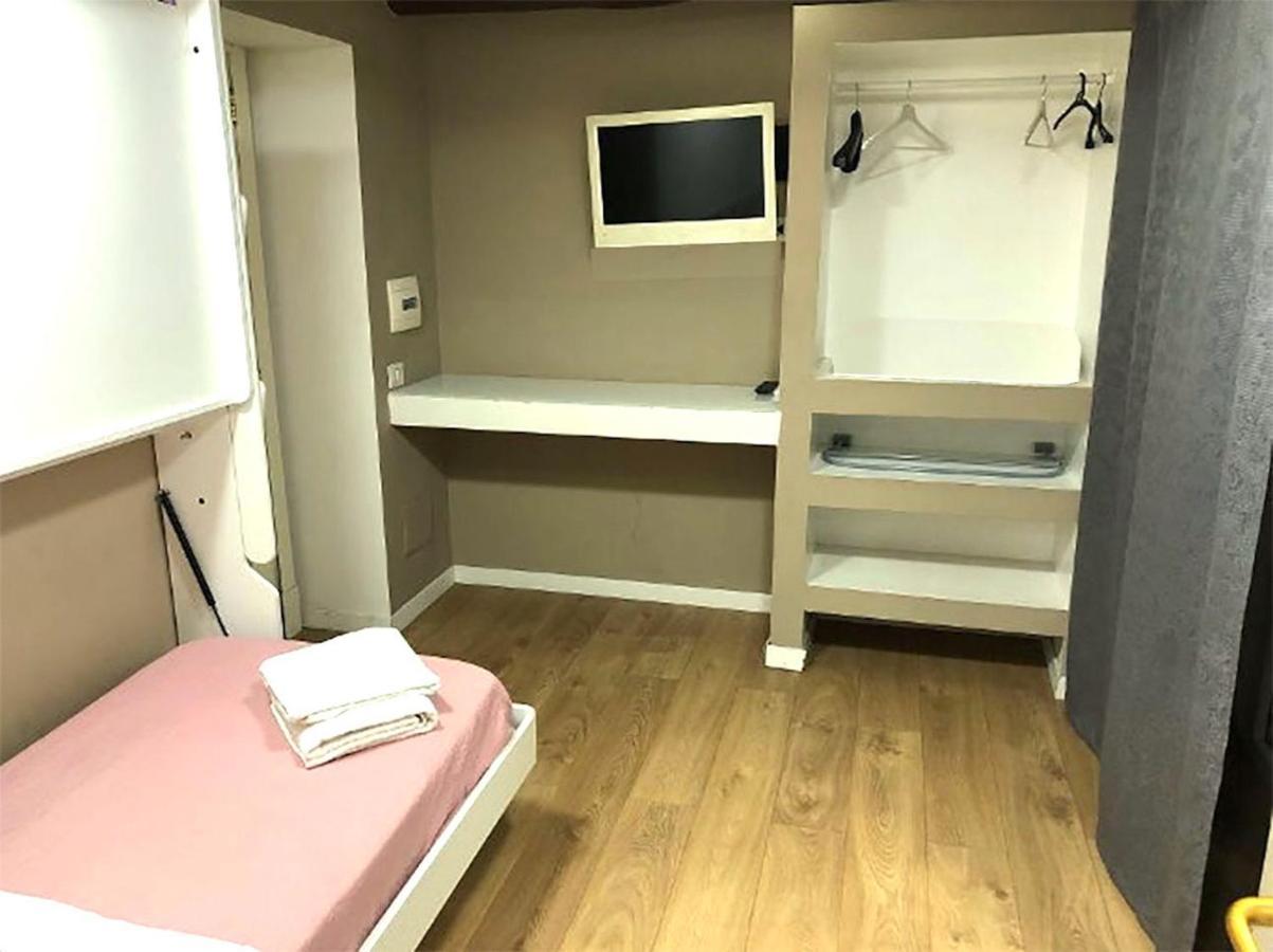 Bed And Breakfast Napoli Centro Storico المظهر الخارجي الصورة